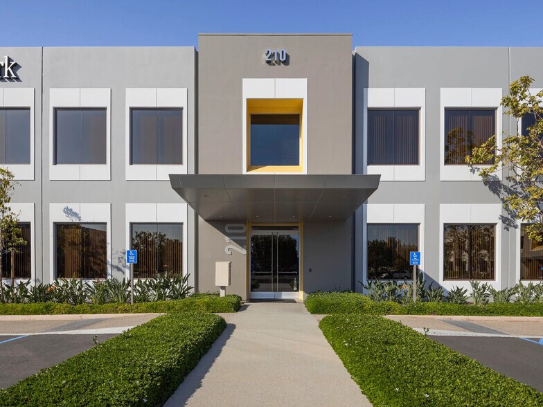 More Photos Of 200 Commerce Dr, Irvine Unknown For Lease