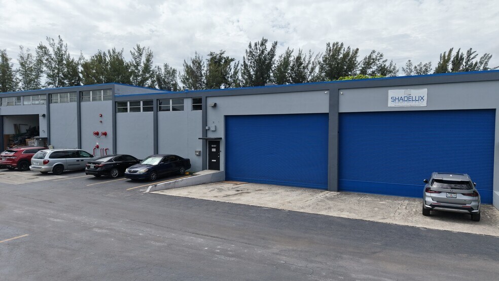 More Photos Of 16401-16413 NW 8th Ave, Miami Distribution For Lease