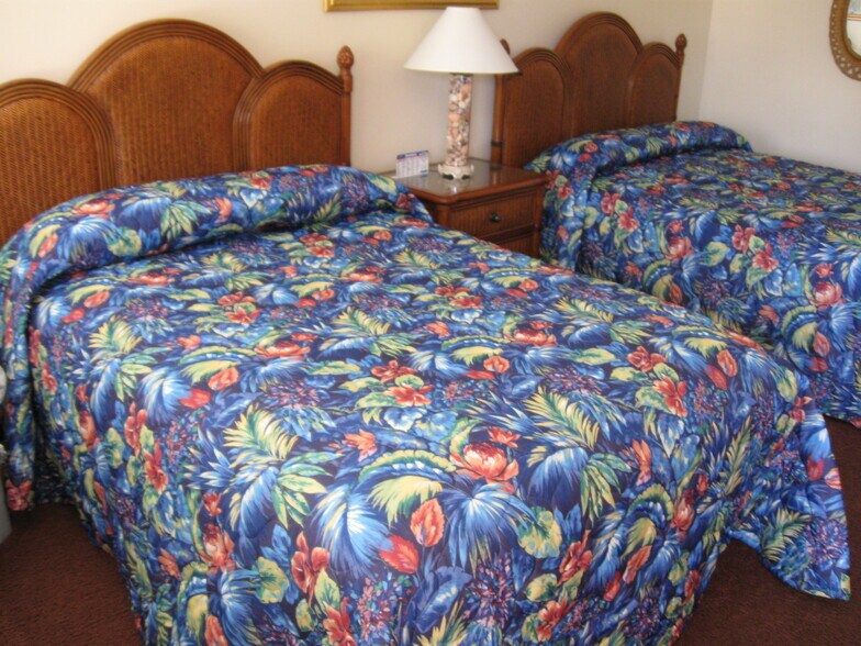 More Photos Of 8614 Surf Dr, Panama City Beach Hotel For Sale
