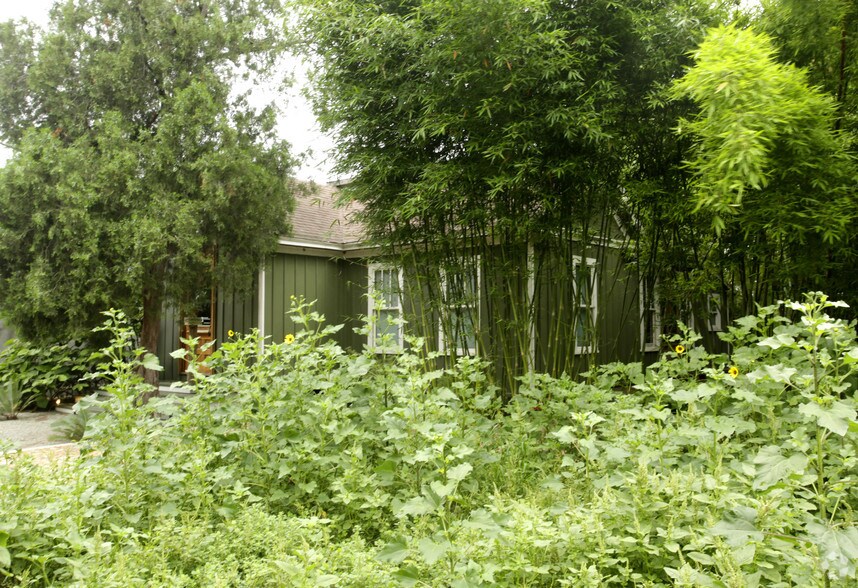 More Photos Of 638 Tillery St, Austin Office For Sale