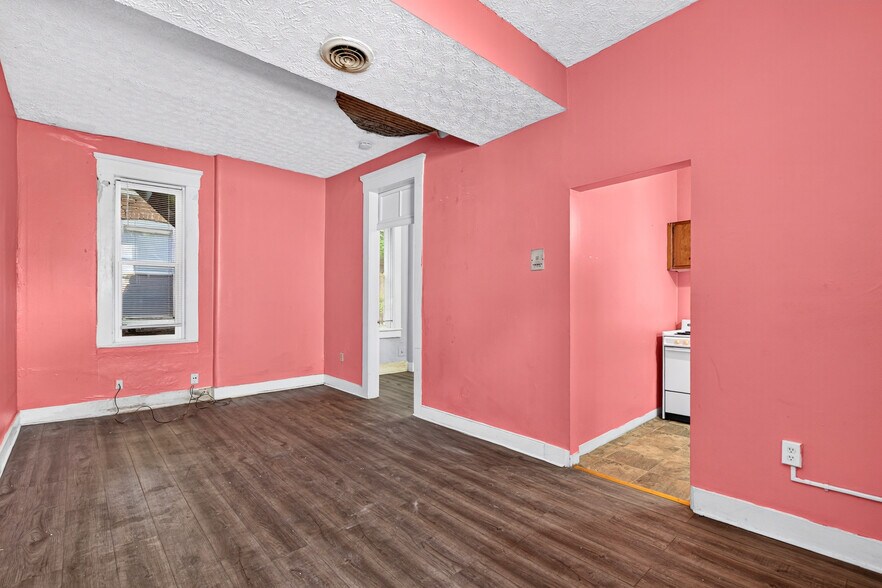 More Photos Of , Louisville Multifamily For Sale