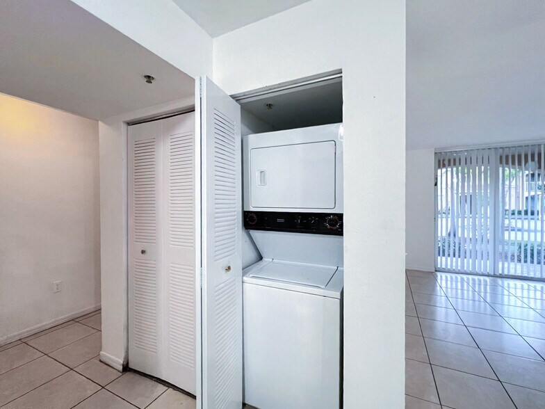More Photos Of 13770-13820 NE 3rd Ct, North Miami Multifamily For Sale