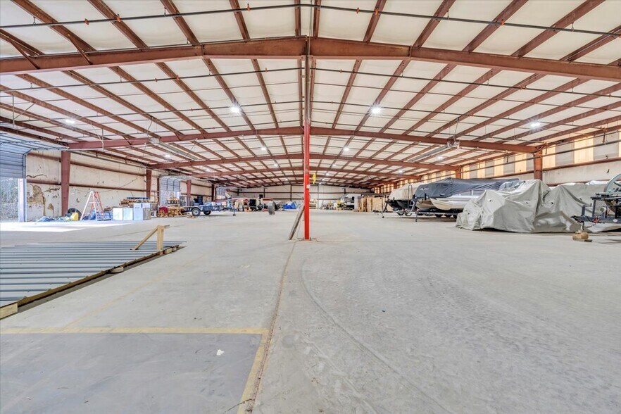 More Photos Of 81 5th Ave, Collinsville Manufacturing For Sale