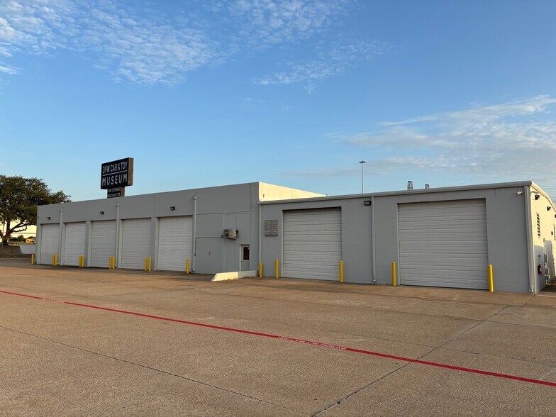 More Photos Of 2550 McMillan Pky, Fort Worth Distribution For Lease