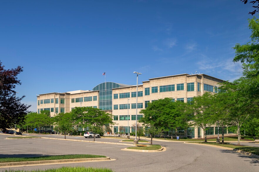 Primary Photo Of 132 National Business Pky, Annapolis Junction Medical For Lease
