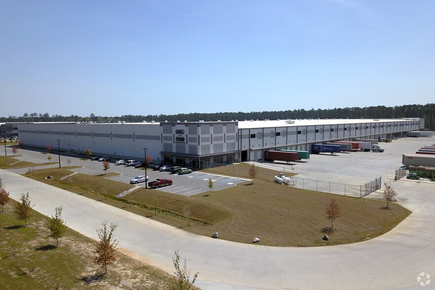 More Photos Of 455 Jimmy Deloach Pky, Savannah Warehouse For Lease