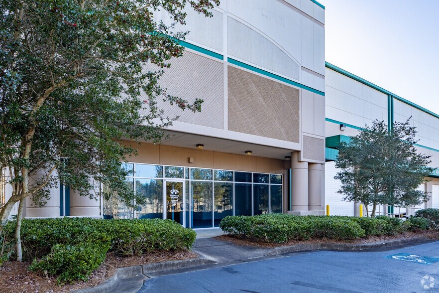 More Photos Of 2225 Cedars Rd, Lawrenceville Distribution For Lease