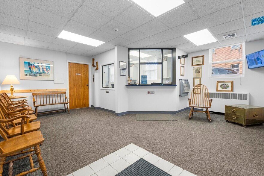 More Photos Of 385 Main St, West Haven Medical For Sale