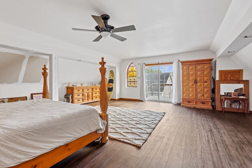 More Photos Of 2507 E 1100 N, Demotte Apartments For Sale