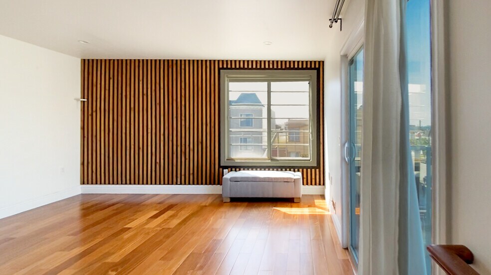 More Photos Of 2398 30th Ave, San Francisco Storefront Retail Residential For Sale