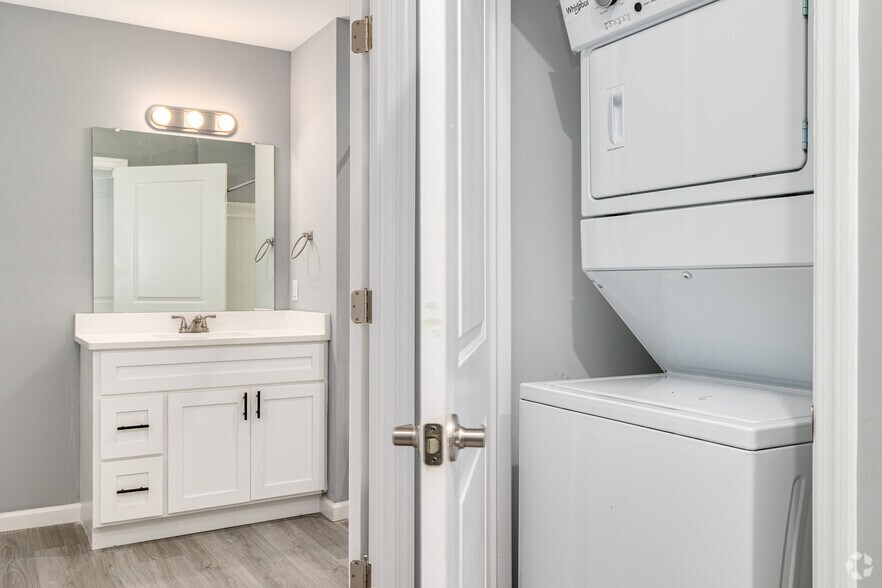 More Photos Of 99 N White Horse Pike, Somerdale Apartments For Sale