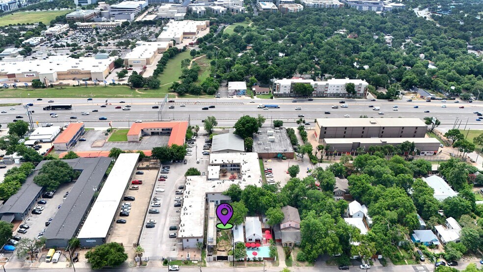 More Photos Of 4707 Harmon Ave, Austin Storefront Retail Residential For Sale