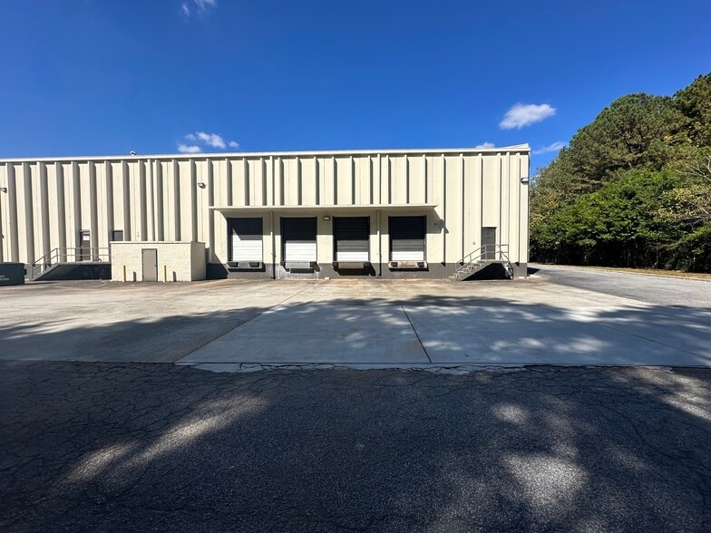 More Photos Of 5335-5353 Snapfinger Woods Dr, Decatur Warehouse For Lease