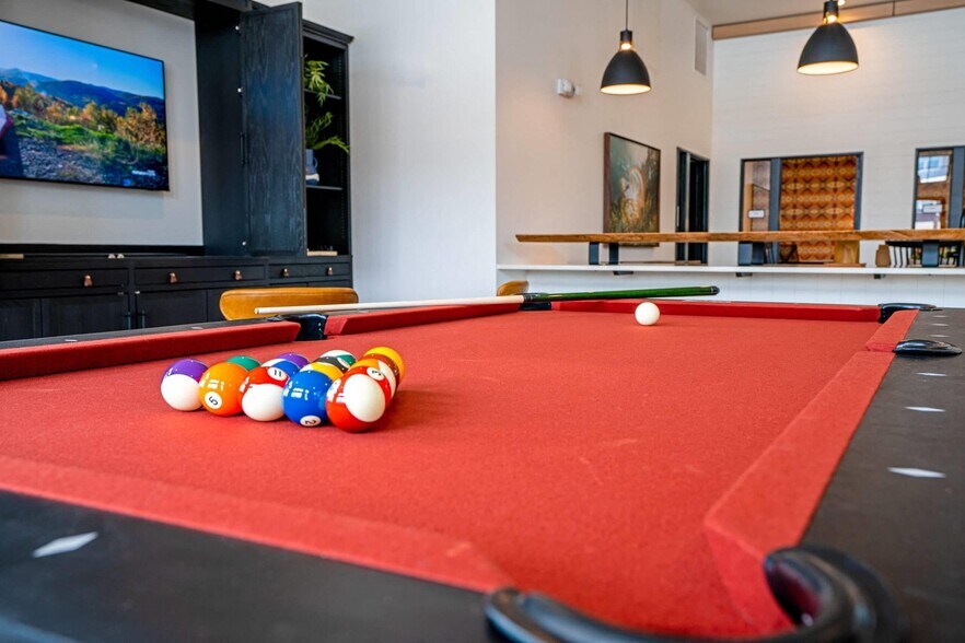 More Photos Of 2405 38th Ave, Greeley Apartments For Lease