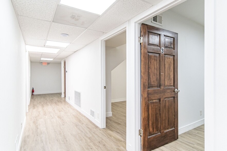 More Photos Of 1230 N Jefferson St, Anaheim Light Distribution For Lease