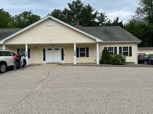 Primary Photo Of 246 Southbridge Rd, Charlton Office For Lease