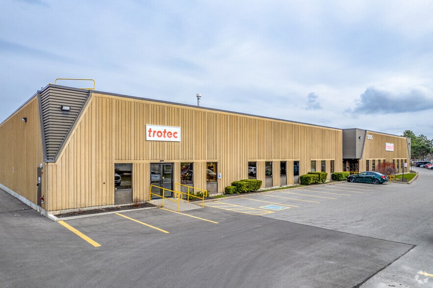 Primary Photo Of 1705 Argentia Rd, Mississauga Warehouse For Lease