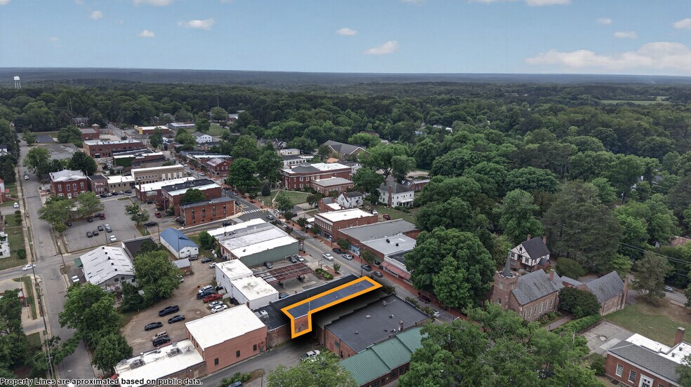 More Photos Of 126 N Main St, Warrenton Medical For Lease