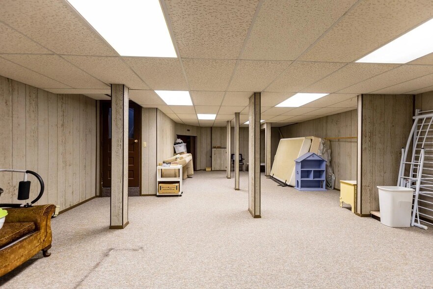 More Photos Of 104 W Main St, Mandan Medical For Sale