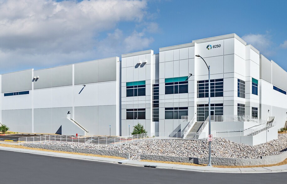 More Photos Of 6250 E. Washburn Rd., Las Vegas Distribution For Lease