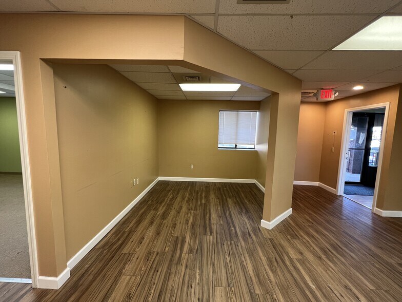 More Photos Of 527 Wolcott St, Waterbury Medical For Lease