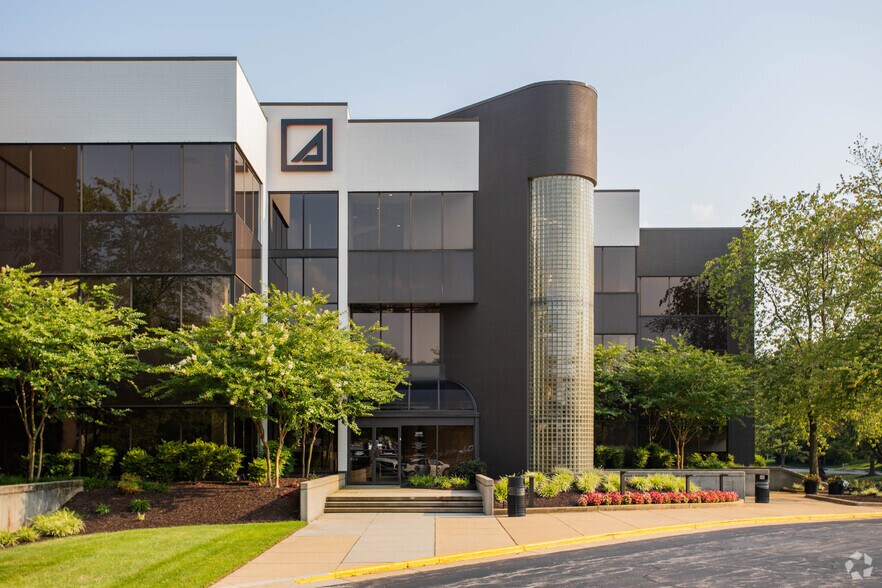 More Photos Of 1099 Winterson Rd, Linthicum Heights Medical For Lease