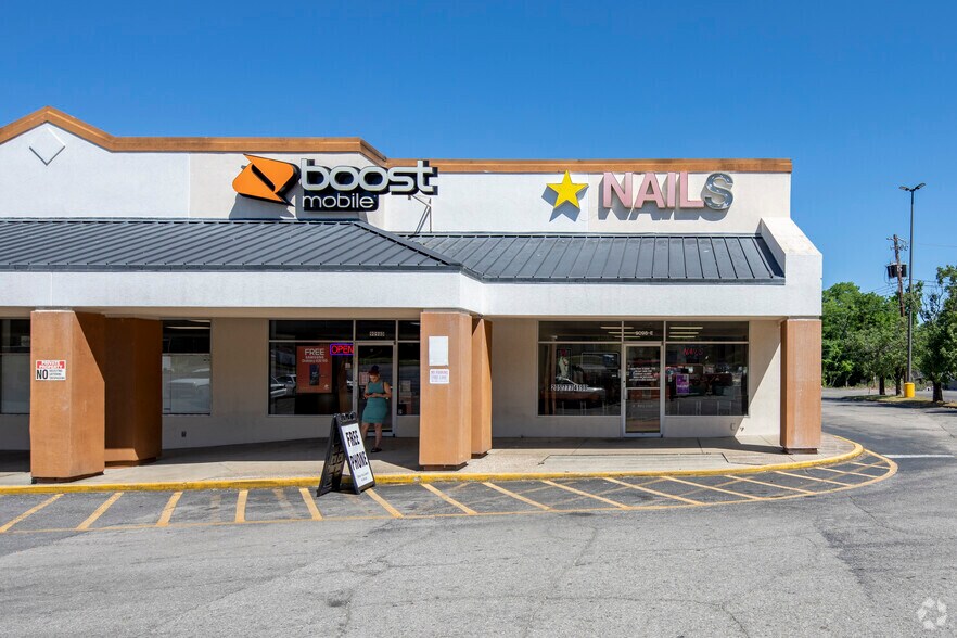 More Photos Of 9060-9098 Parkway E, Birmingham Unknown For Lease