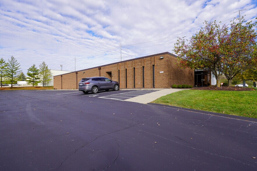More Photos Of 10385 Spartan Dr, Evendale Light Manufacturing For Lease