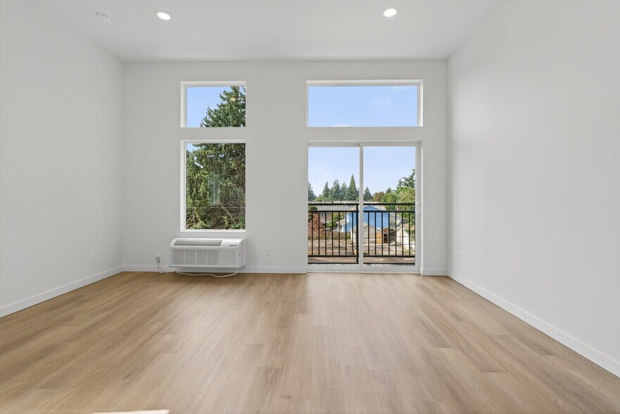 More Photos Of 3254 SE 90th Pl, Portland Apartments For Sale