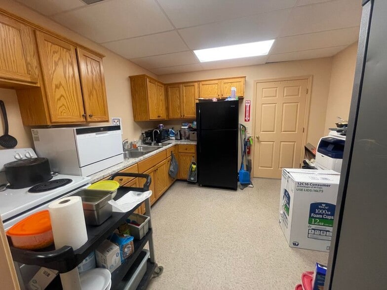 More Photos Of 1918 N 2nd St, Booneville Warehouse For Sale