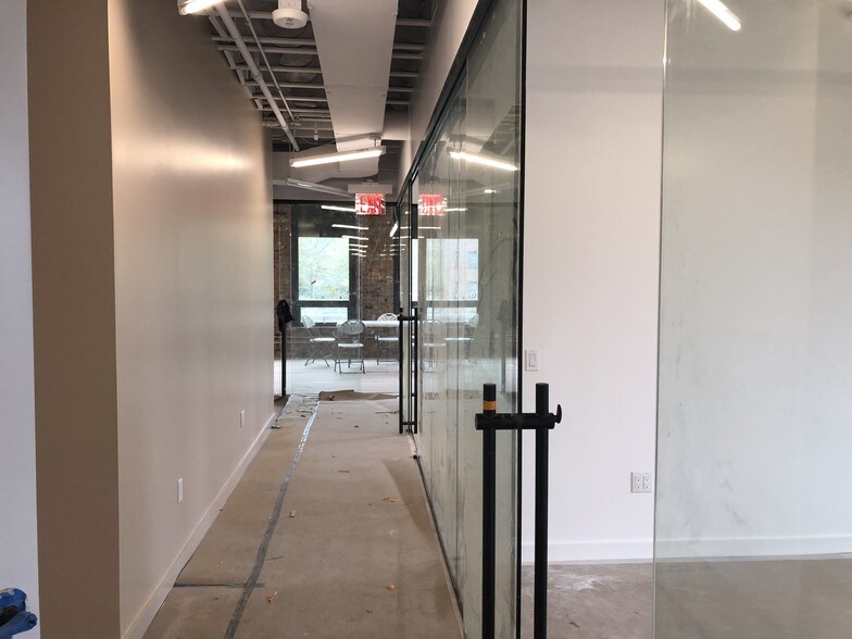 More Photos Of 839 Broadway, Brooklyn Freestanding For Lease