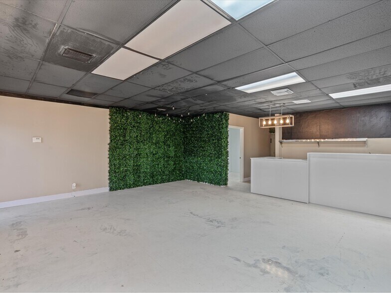 More Photos Of 1410-1420 S Federal Hwy, Dania Beach Unknown For Lease