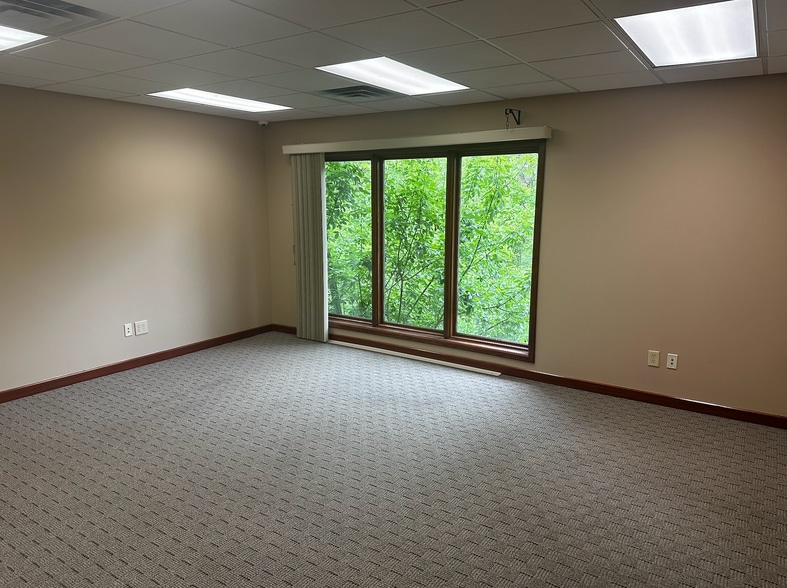More Photos Of 6264 S Sunbury Rd, Westerville Office For Lease