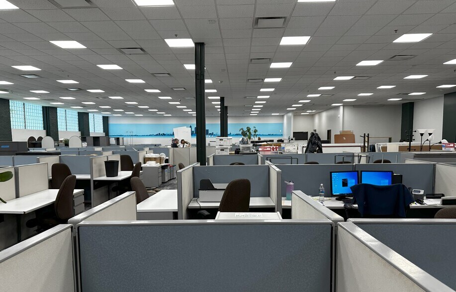 More Photos Of 3711 Chester Ave, Cleveland Office Residential For Sale