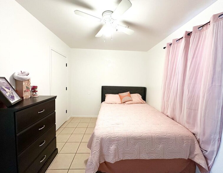 More Photos Of 116 McKenzie Dr, Weatherford Apartments For Sale