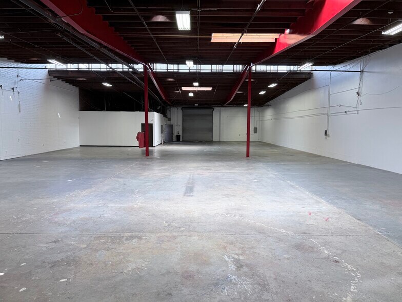More Photos Of 16221 S Maple Ave, Gardena Industrial For Lease