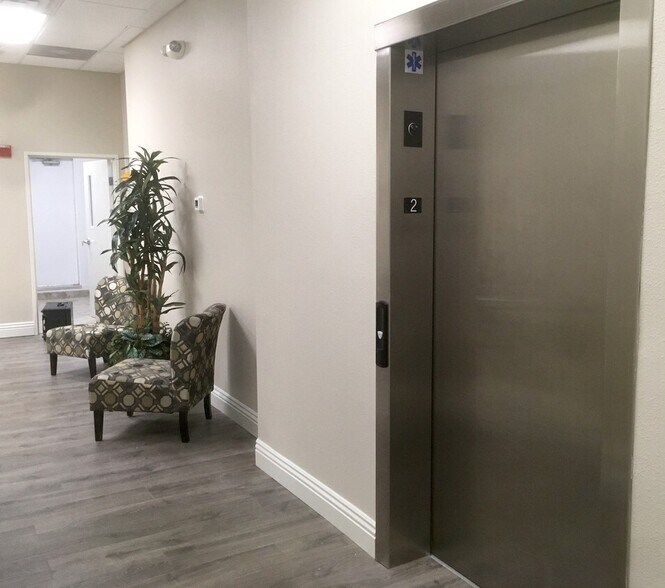 More Photos Of 15447 Anacapa Rd, Victorville Loft Creative Space For Lease