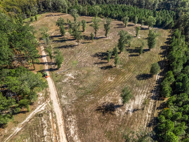 More Photos Of 1350 Moxley Camp Rd, Karnack Specialty For Sale