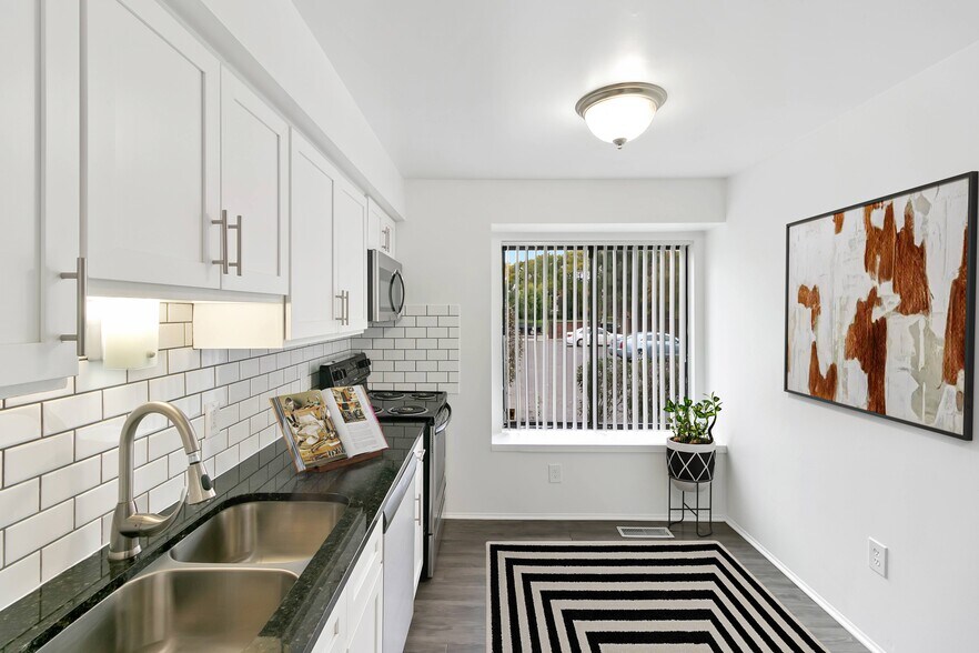 More Photos Of 2154 Hyde Park Rd, Detroit Apartments For Sale