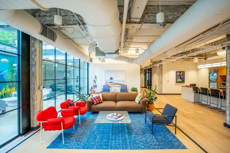 More Photos Of 830 NE Holladay St, Portland Coworking Space