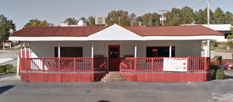 More Photos Of 2028 Watson Blvd, Warner Robins Restaurant For Lease