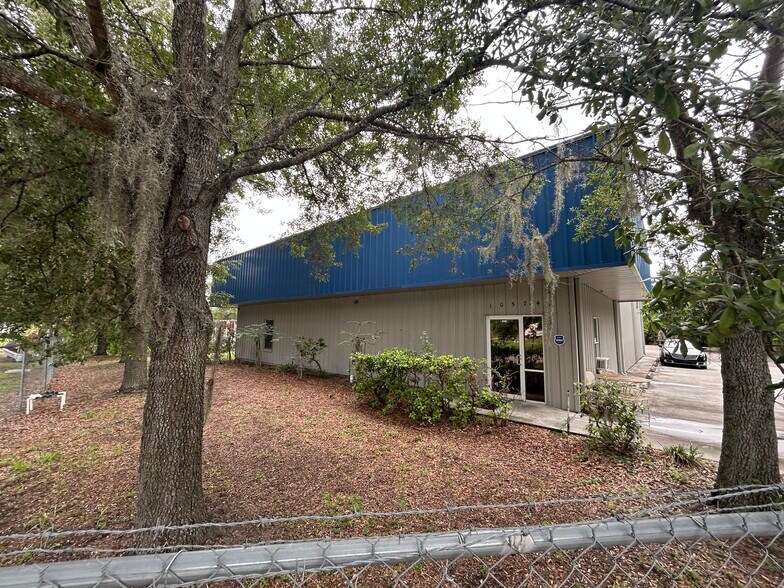 Primary Photo Of 10574 General Dr, Orlando Warehouse For Lease