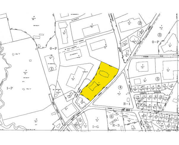 More Photos Of 8 Cedar St, Woburn Medical For Lease