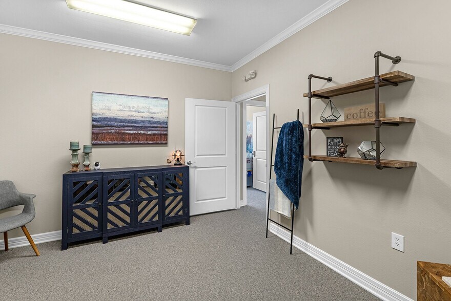 More Photos Of 2743 Smith Ranch Rd, Pearland Loft Creative Space For Sale