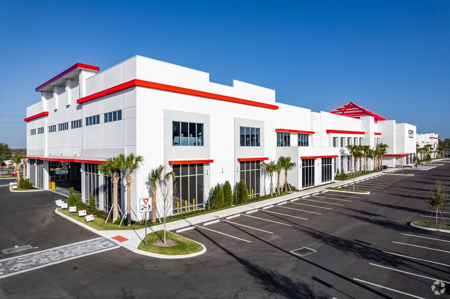 Primary Photo Of 555 Douglas Ave, Altamonte Springs Office For Lease