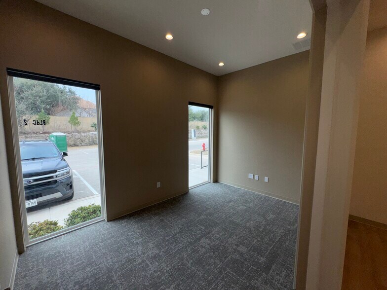 More Photos Of 12801 Anderson Mill Rd, Austin Medical For Sale