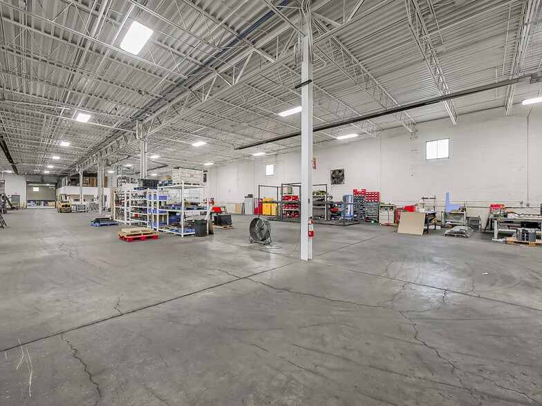 More Photos Of 12440 Delta St, Taylor Warehouse For Lease