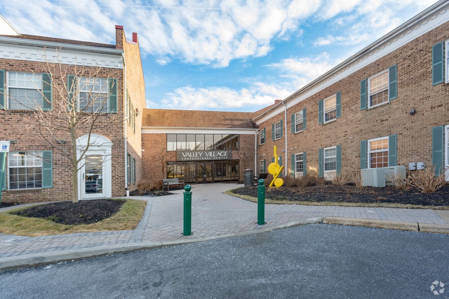 More Photos Of 9199 Reisterstown Rd, Owings Mills Office For Lease