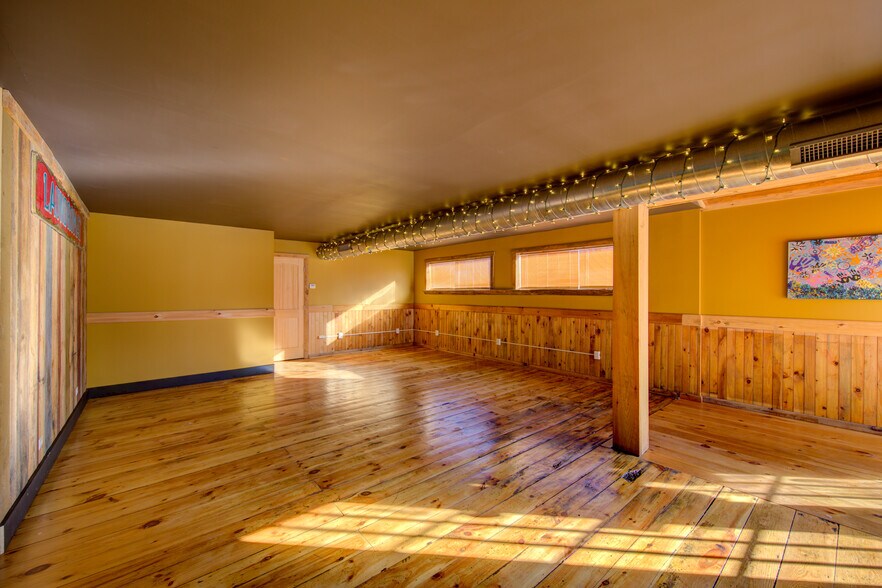 More Photos Of 2930 Rt 43, Averill Park Restaurant For Sale