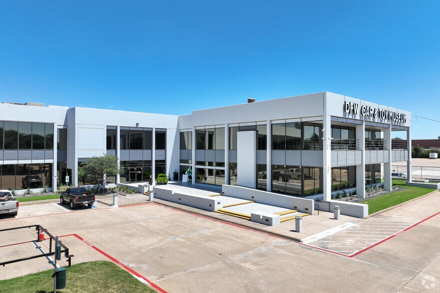 More Photos Of 2550 McMillan Pky, Fort Worth Distribution For Lease